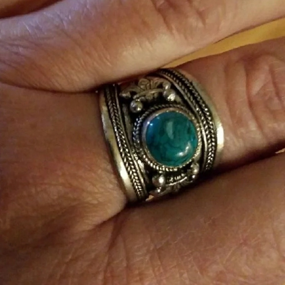 Tibetian Ring - Picture 3 of 3